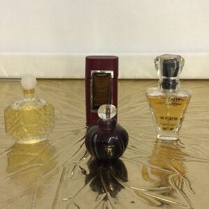 Miniature cologne bottles